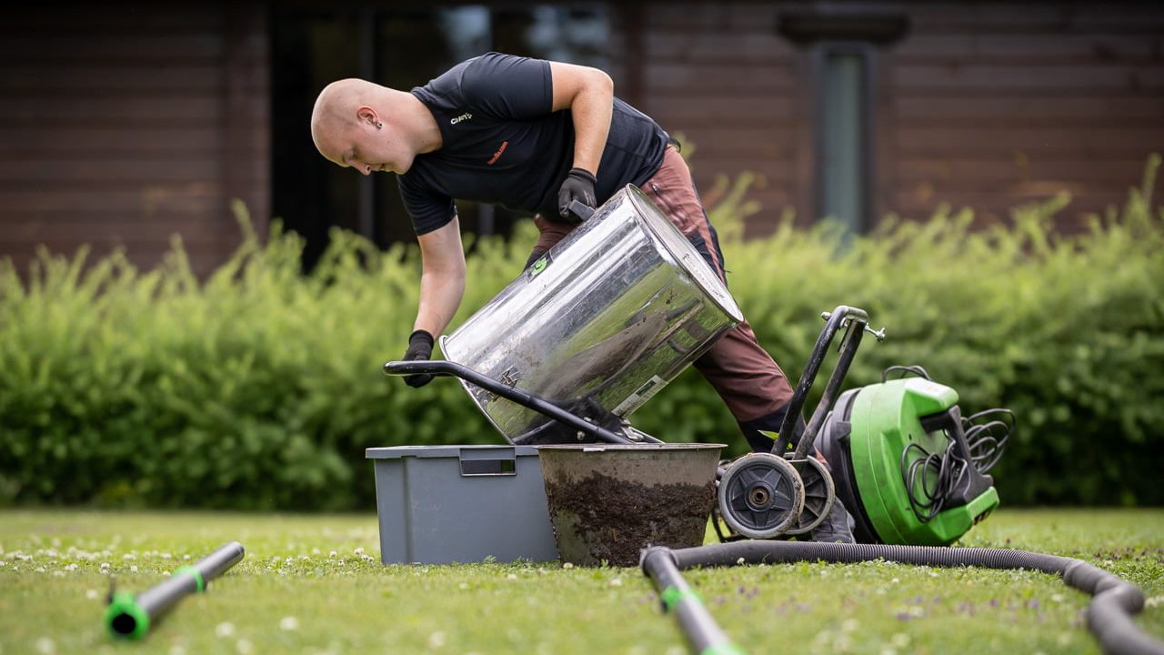 Huopakaton Puhdistus Sammaleesta 5 Parasta Keinoa Kourulle